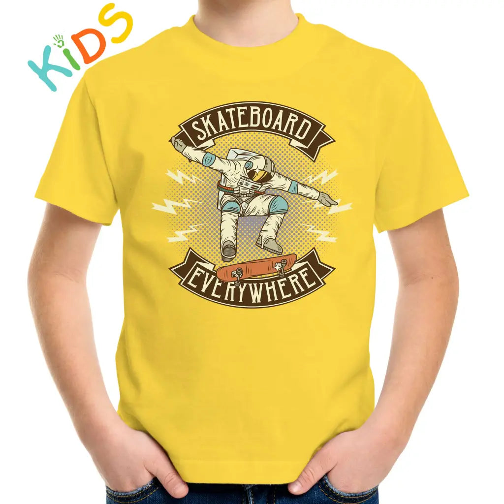 Astronaut Skateboard Kids T-shirt - Tshirtpark.com