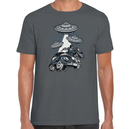 Chasing Ufo’s T-Shirt - Tshirtpark.com