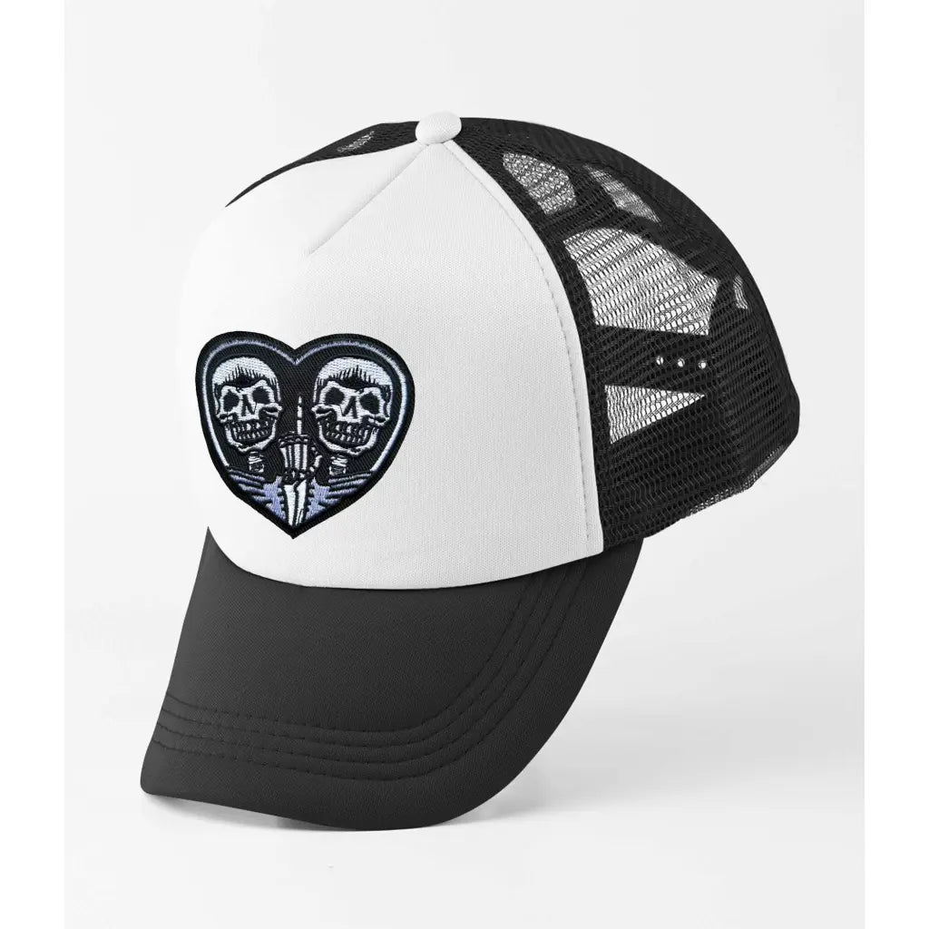 Finger Up Skulls Trucker Cap - Tshirtpark.com