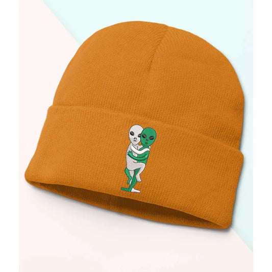 Hugging Aliens Beanie - Tshirtpark.com