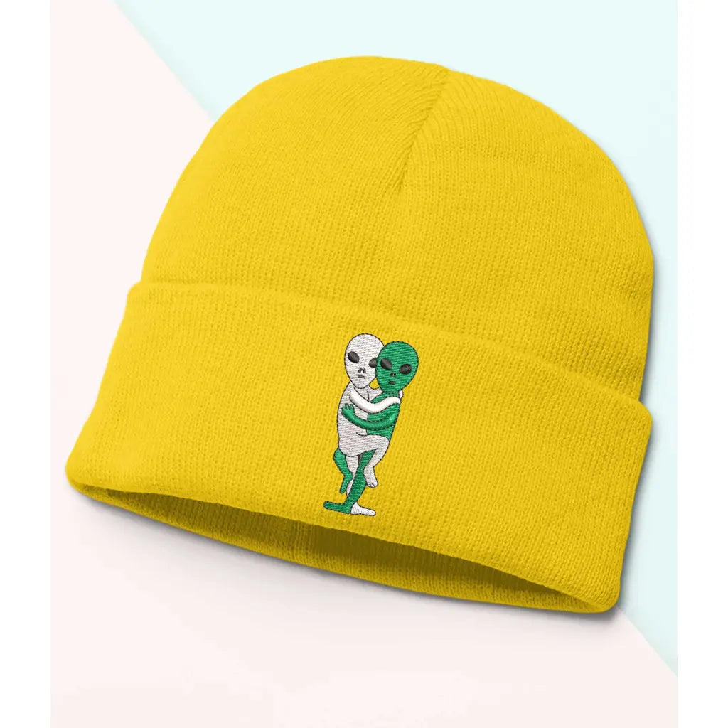 Hugging Aliens Beanie - Tshirtpark.com