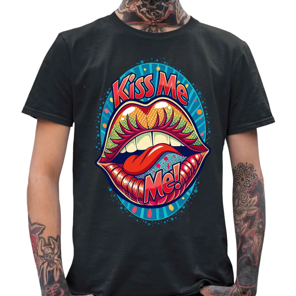 Kiss ME ME T-Shirt - Tshirtpark.com