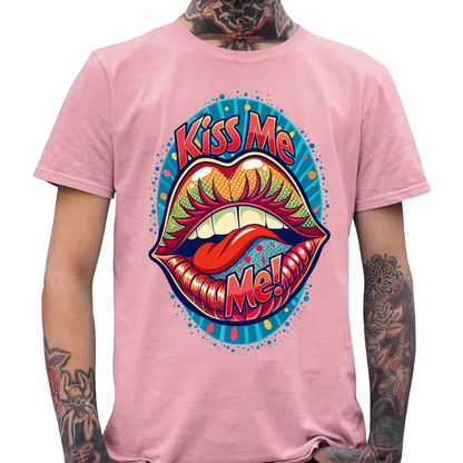 Kiss ME ME T-Shirt - Tshirtpark.com