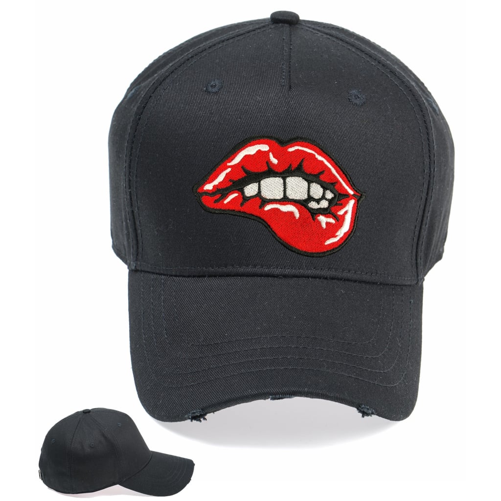 Red Lips Cap